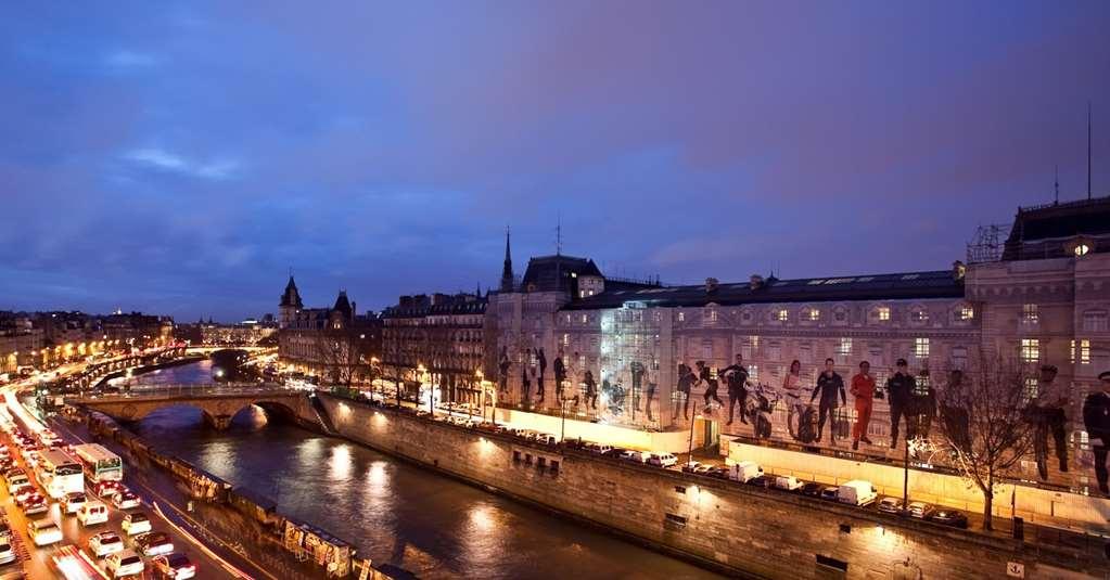 فندق باريسفي  فندق Le Notre Dame Saint Michel المظهر الخارجي الصورة